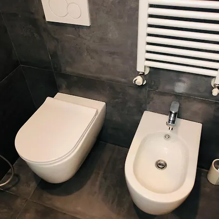 Avogadro Art アパート